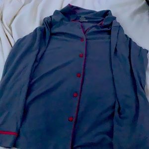 I am a selling a grey long sleeve sleepwear shirt